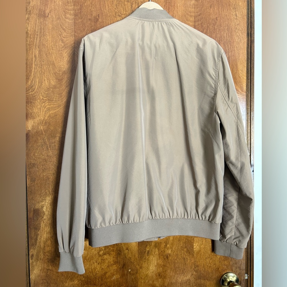 Bomber jacket - Picture 3 of 3